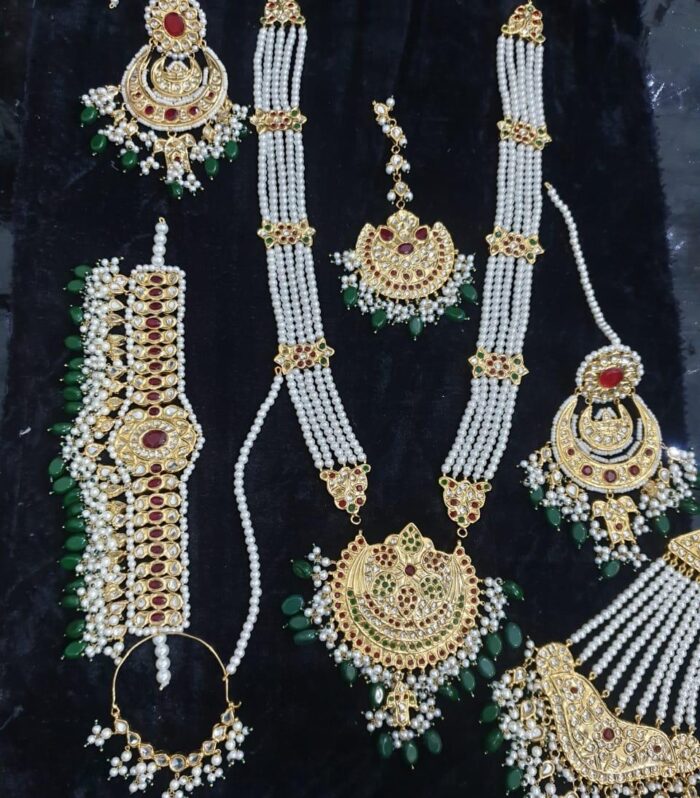 Mahrani premium kundan ,Bridal Set