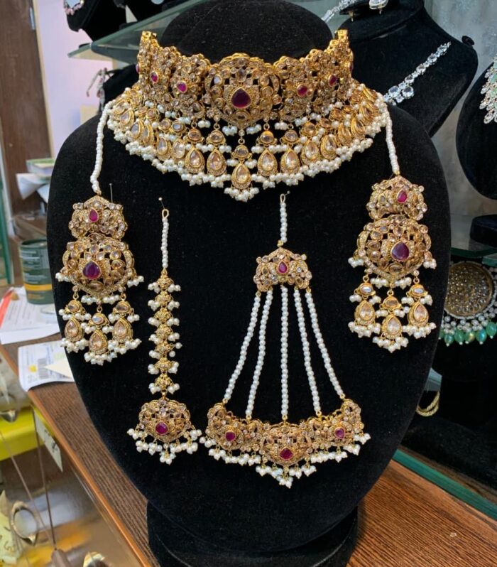 Beautiful Vintage Set, gold plated set