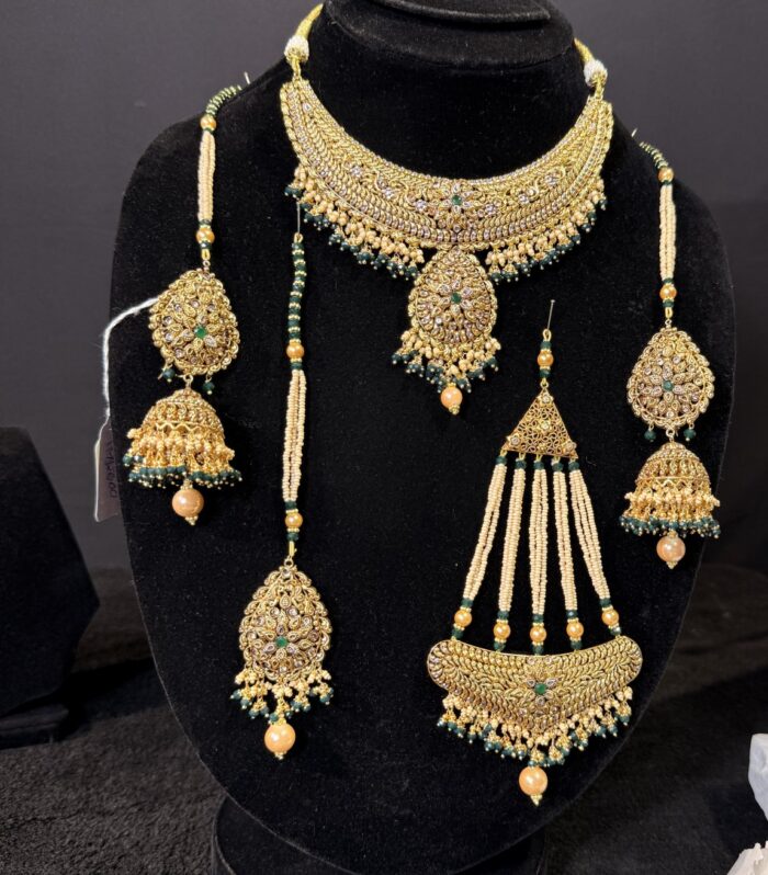 Premium Gold Look Set , without Mala