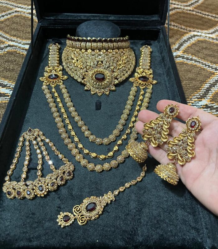 Noor-e-Jahan Bridal set